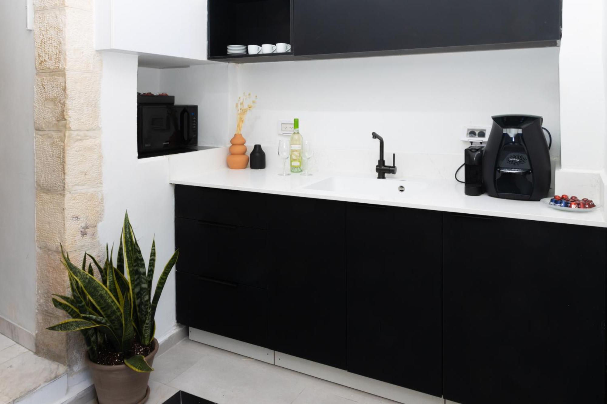 Mamilla View- Suites & Apt Hotel Jeruzsálem Szoba fotó